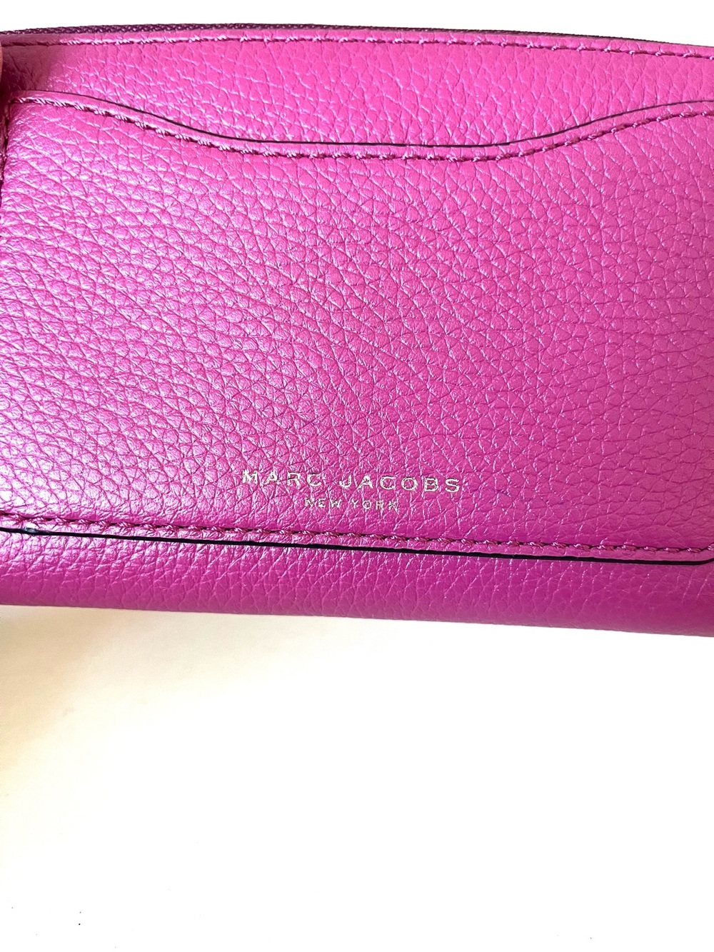 Marc Jacob’s Recruit Fuscia Continental Zip Around Wallet - Picture 3 of 15